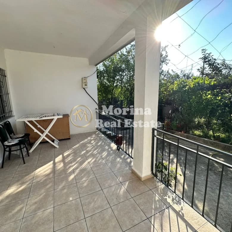 Qera | Shtëpi private 2 + 1 | Rruga Niko Avrami | 300 €/muaj 3