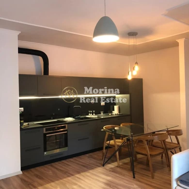 Qera | Apartament 2 + 1 | Stacioni i Trenit, prane Hipotekes| 800 €/muaj 4