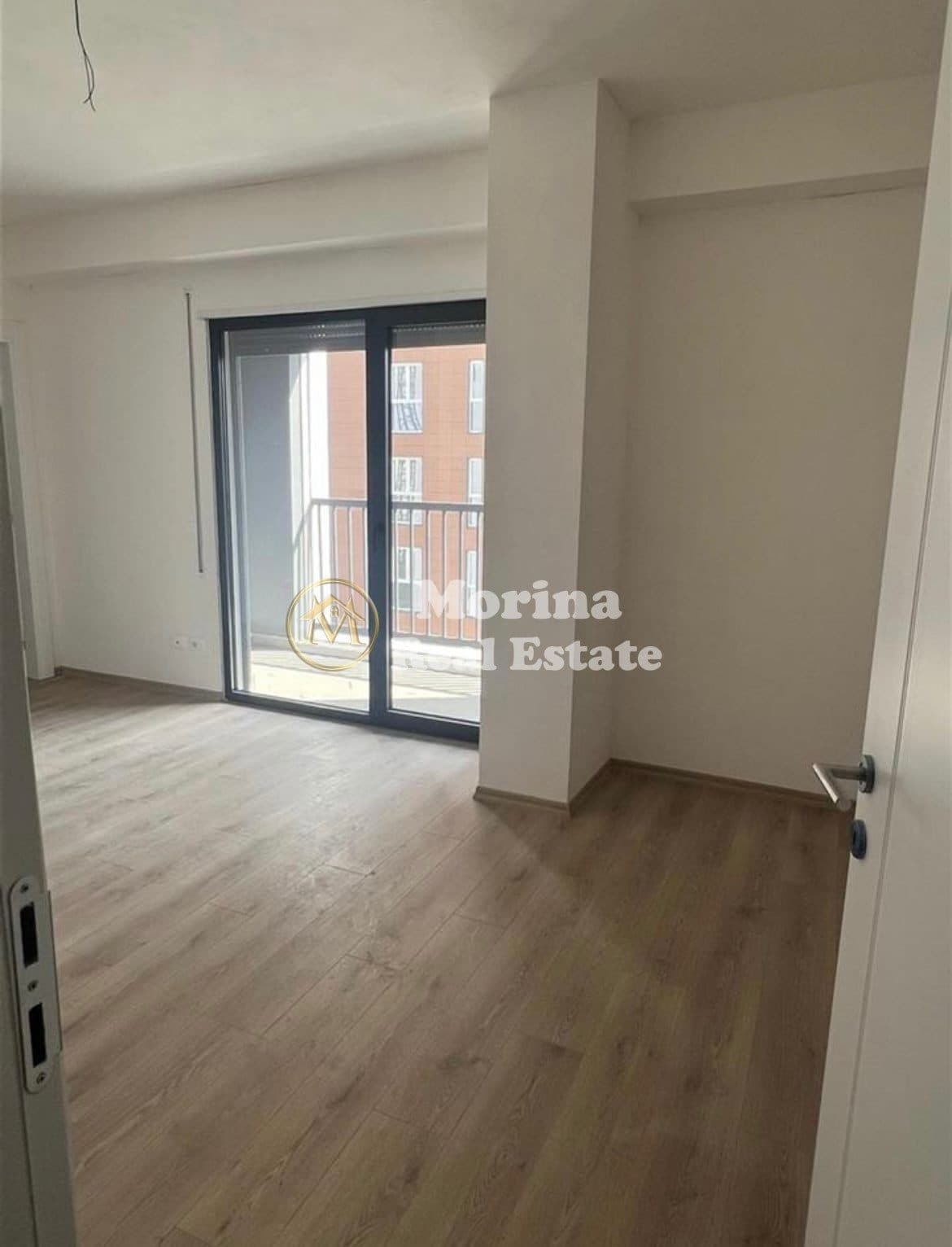 Qera | Ambjent Biznesi | Rruga Jordan Misja | 700 €/muaj