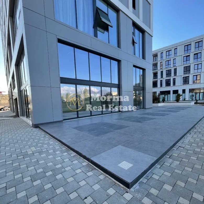 Qera | Ambjent Biznesi | The New Boulevard | 1500 €/muaj 2