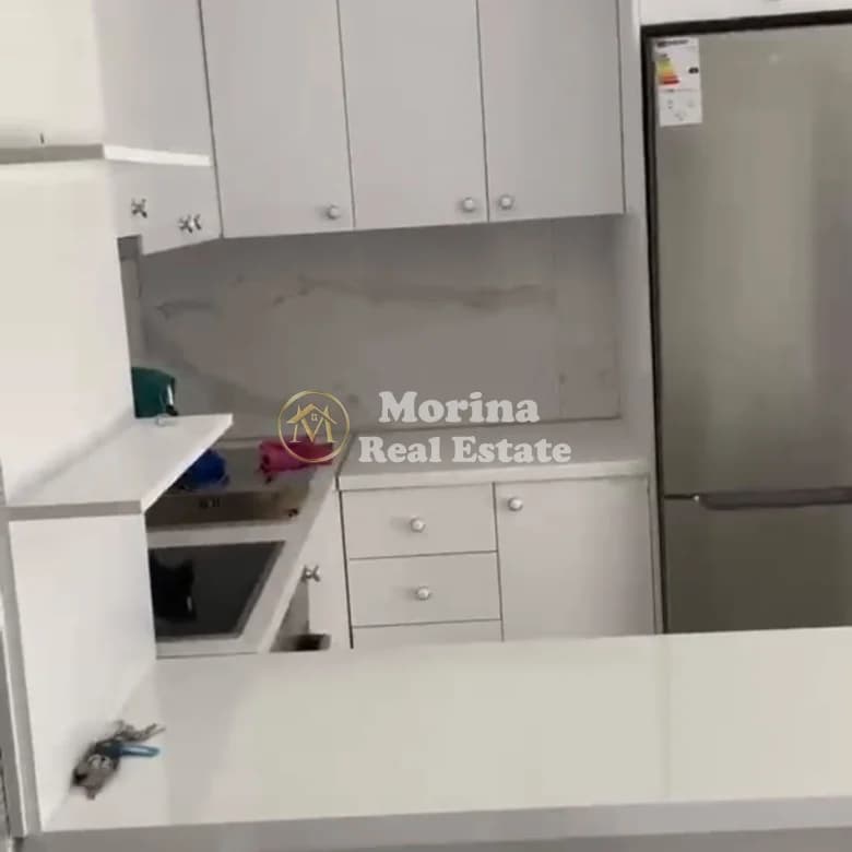 Qera | Apartament 2 + 1 | Rruga 5 Maji | 450 €/muaj 3