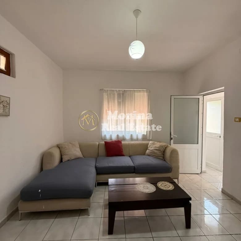 Qera | Shtëpi private 1 + 1 | Selvia | 400 €/muaj 3