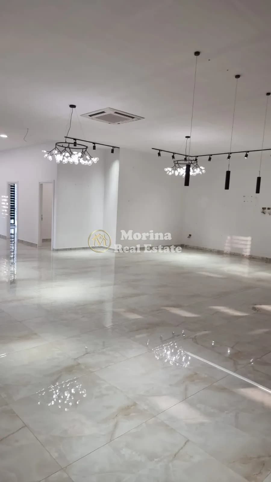 Qera | Ambjent Biznesi | Farmacia 10 | 2550 €/muaj