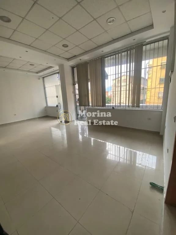 Shitje | Ambjent Biznesi | Rruga e Dibrës | 180000 € 2