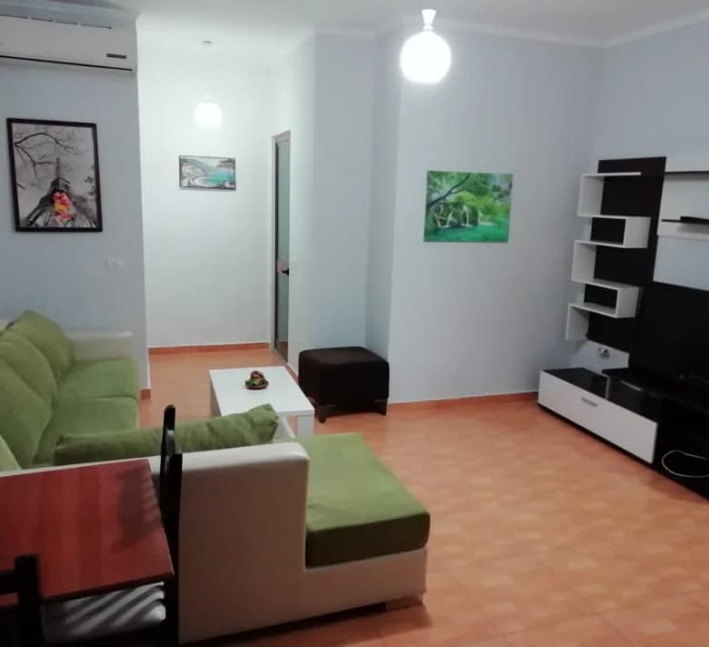Qera | Vilë 1 + 1 | Qyteti Studenti| 350 €/muaj 3