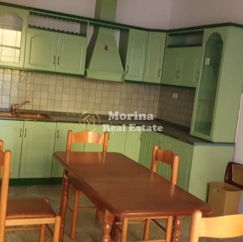Qera | Apartament 1 + 1 i përshtatur për Zyrë | Bllok| 800 €/muaj 4