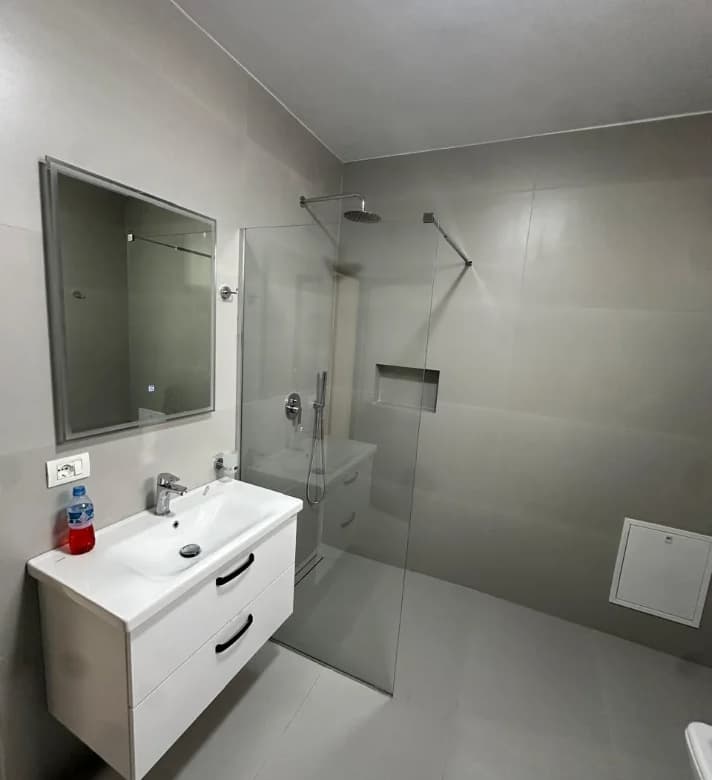 Qera | Shtëpi private 2 + 1+Ballkon | Rruga Balla | 400 €/muaj 3