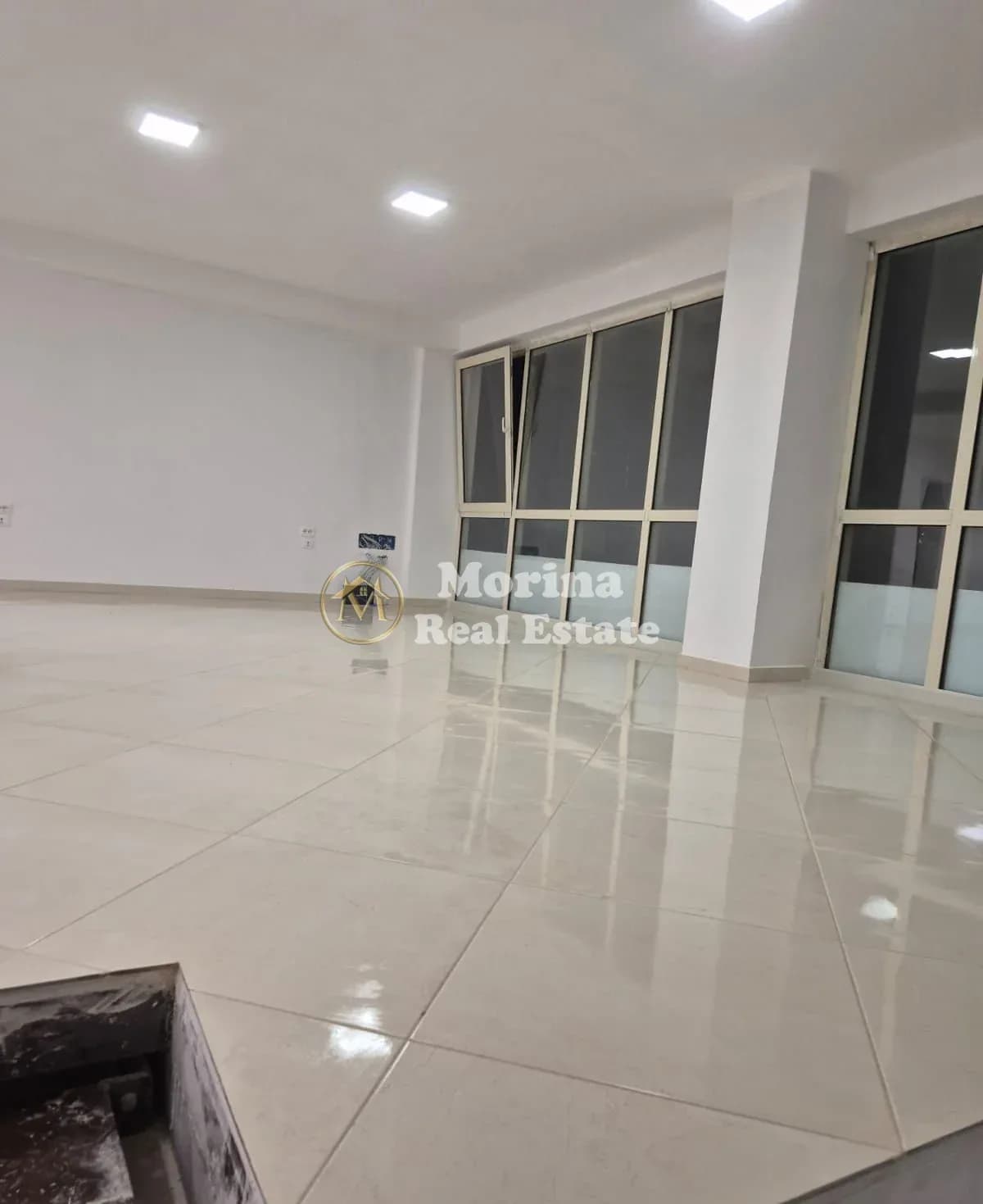 Qera | Ambjent Biznesi | Bulevardi i Ri | 2600 €/muaj 2