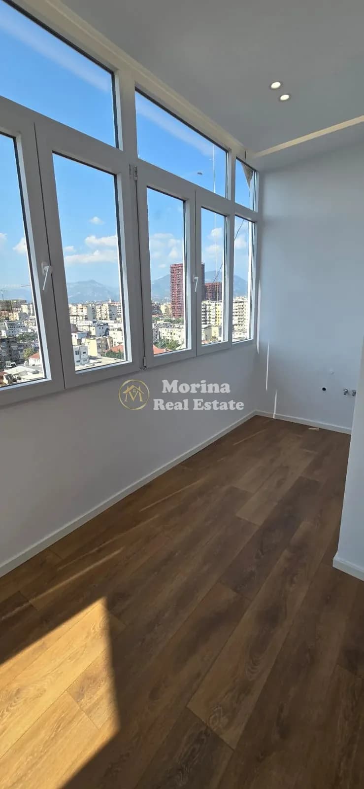 Shitje | Apartament 1 + 1 | 21 Dhjetori | 165000 € 2