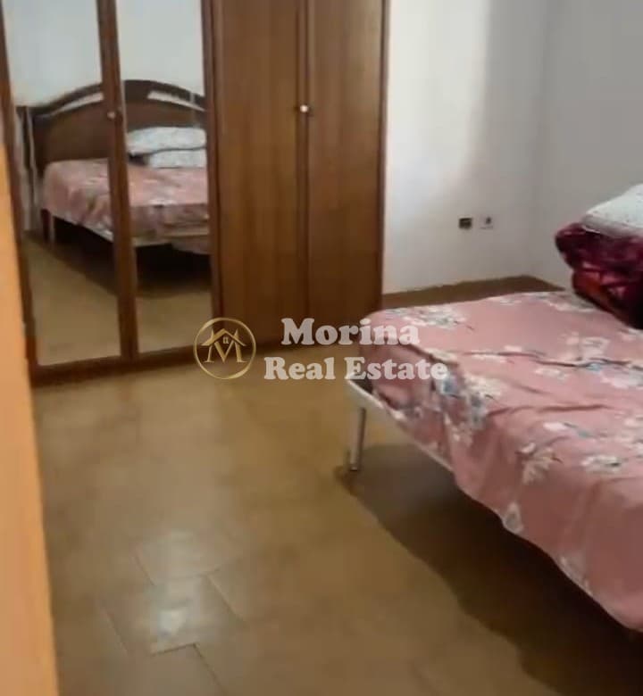 Qera | Shtëpi private 2 + 1 | Rruga Niko Avrami | 300 €/muaj 4