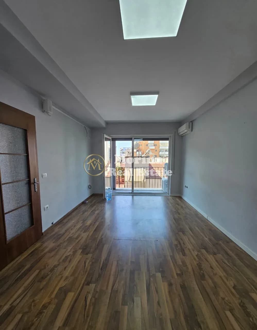 Qera | Ambjent Biznesi | 21 Dhjetori | 1300 €/muaj