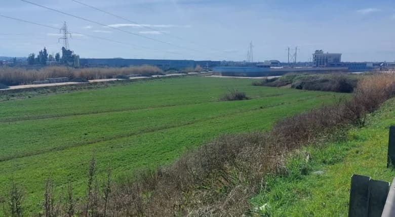 Shitje | Tokë / Truall | Autostrada "Tiranë - Durrës" | 260000 € 2