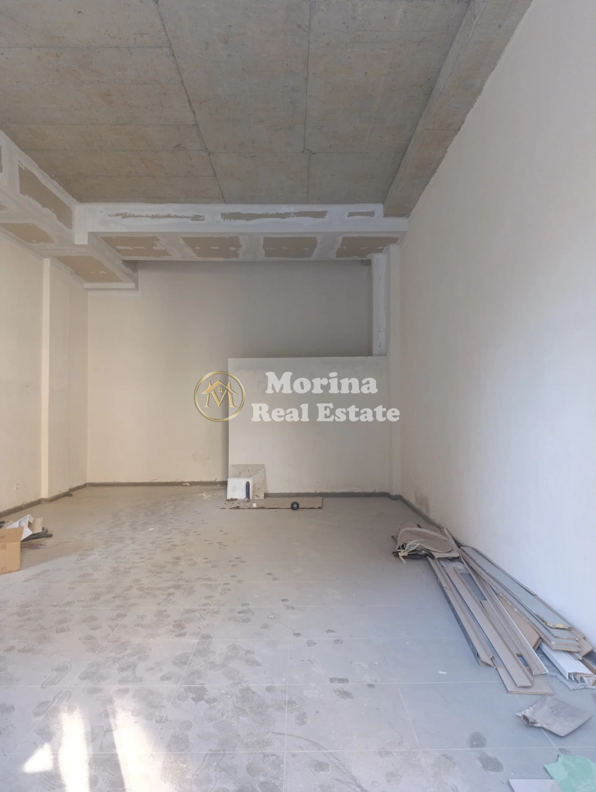 Qera | Ambjent Biznesi | Shkolla Bashkuar | 1200 €/muaj