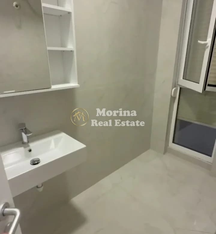 Qera | Vilë 3 + 1 Rezidenca ABA 1300 €/muaj 4