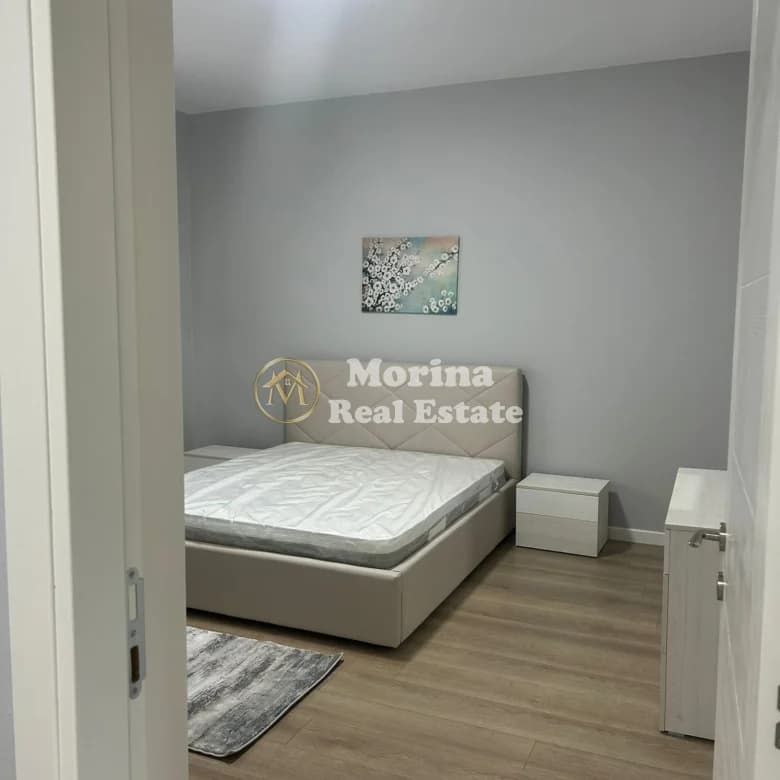Qera | Shtëpi private 2 + 1 | Poligrafiku | 400 €/muaj 4