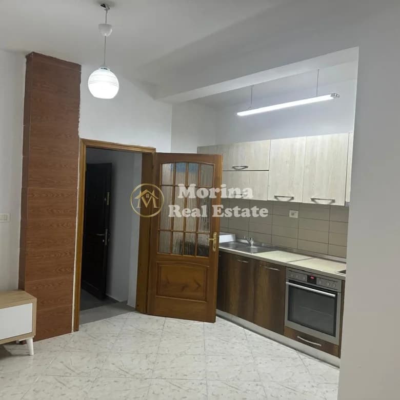 Qera | Shtëpi private 1 + 1 | Paskuqan | 250 €/muaj
