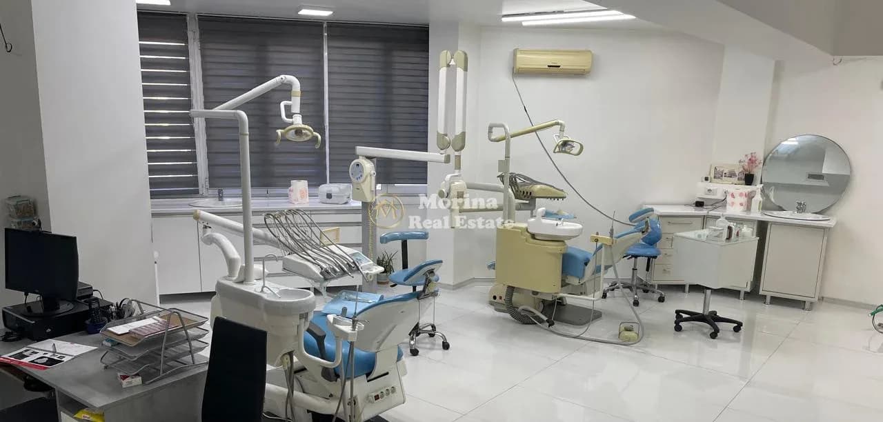 Shitje | Klinike Dentare | Zogu i Zi | 240000 €