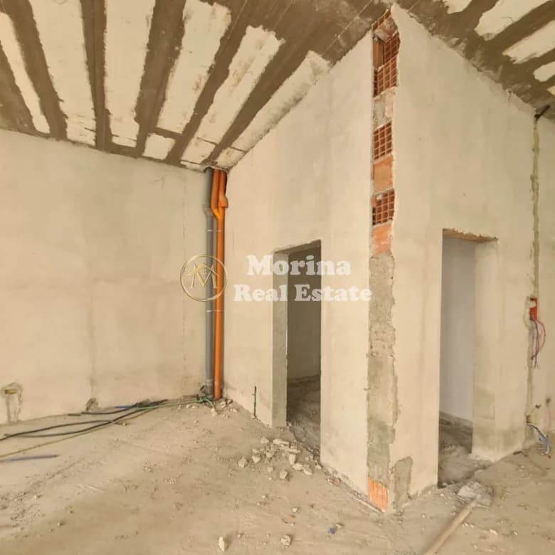Shitje | Ambjent Biznesi | Liqeni i Thatë | 270000 € 4