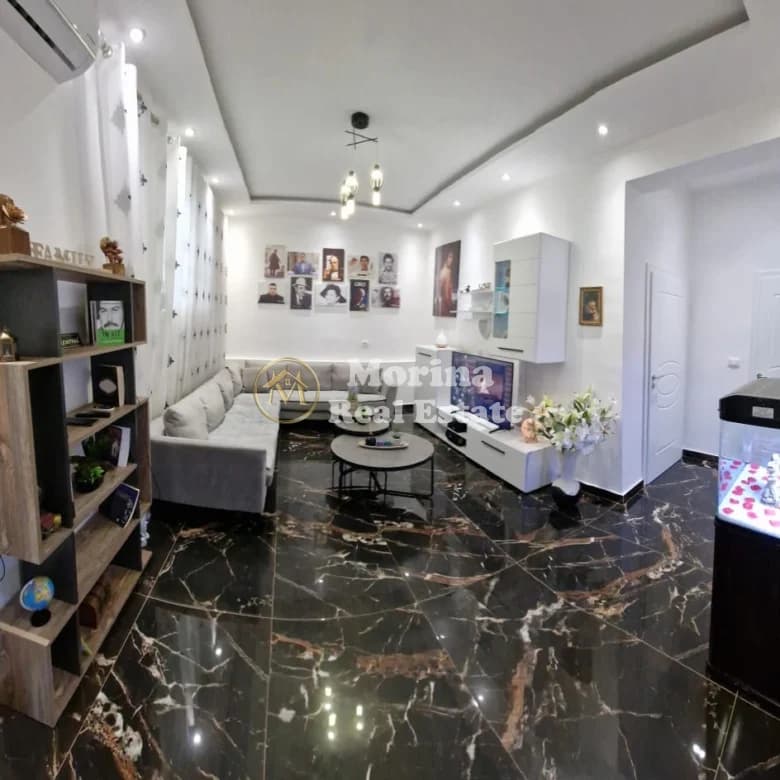 Shitje | Vilë 1 + 1 | QSUT | 400000 €