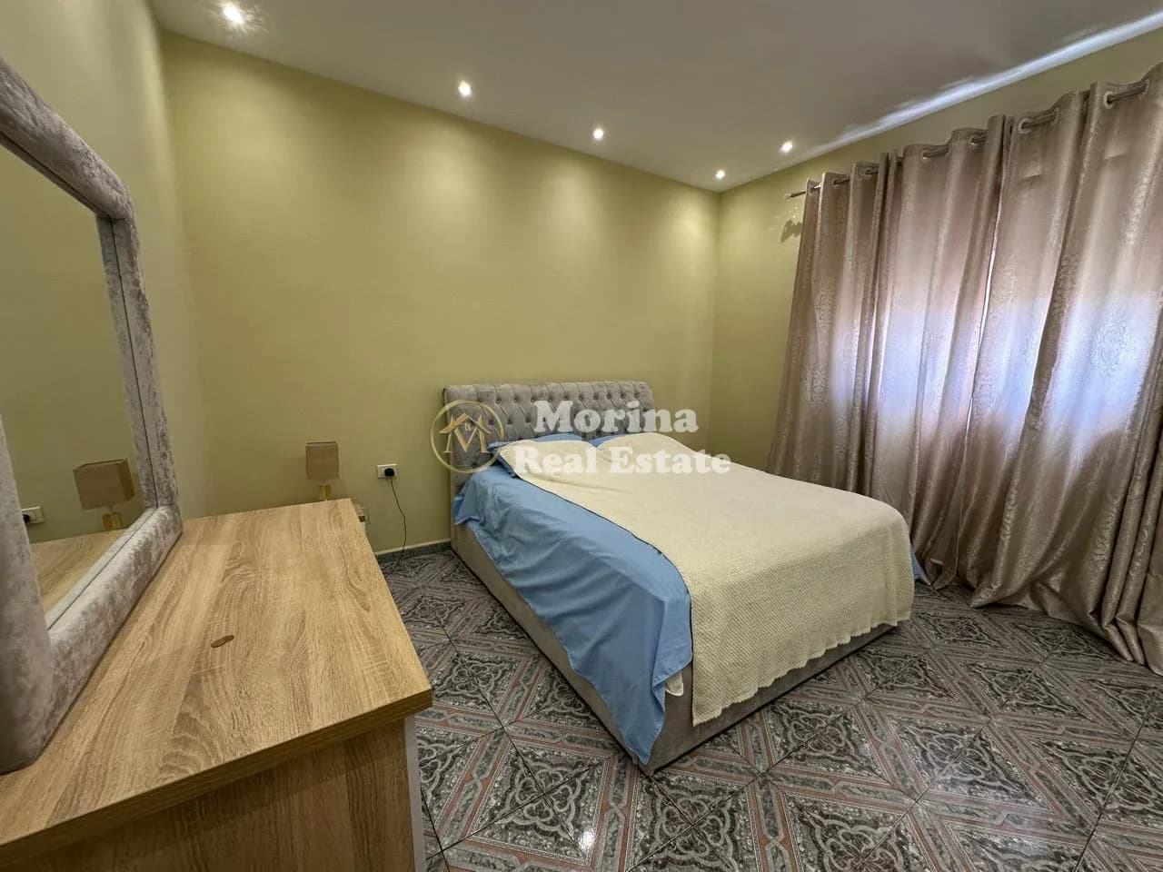Qera | Vilë 2 + 1 + Parkim | Unaza Teudor Keko | 550 €/muaj 3