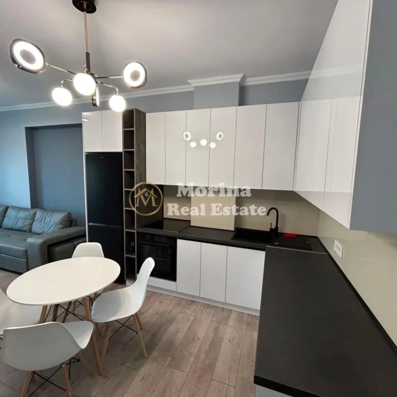 Qera | Apartament 2 + 1 | Rruga e Barrikadave | 750 €/muaj 2