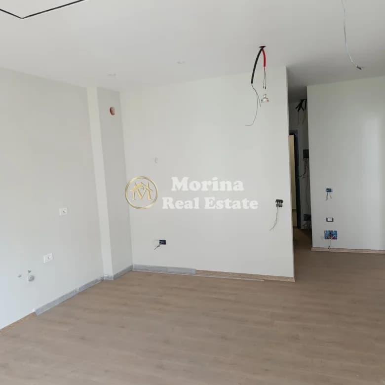 Shitje | Apartament 1 + 1 | Rruga 5 Maji | 145000 € 3