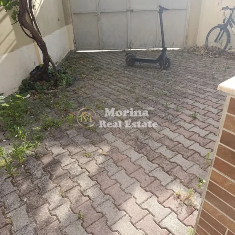 Shitje | Vilë 3 + 1 | Spitali Amerikan 2 | 250000 € 2