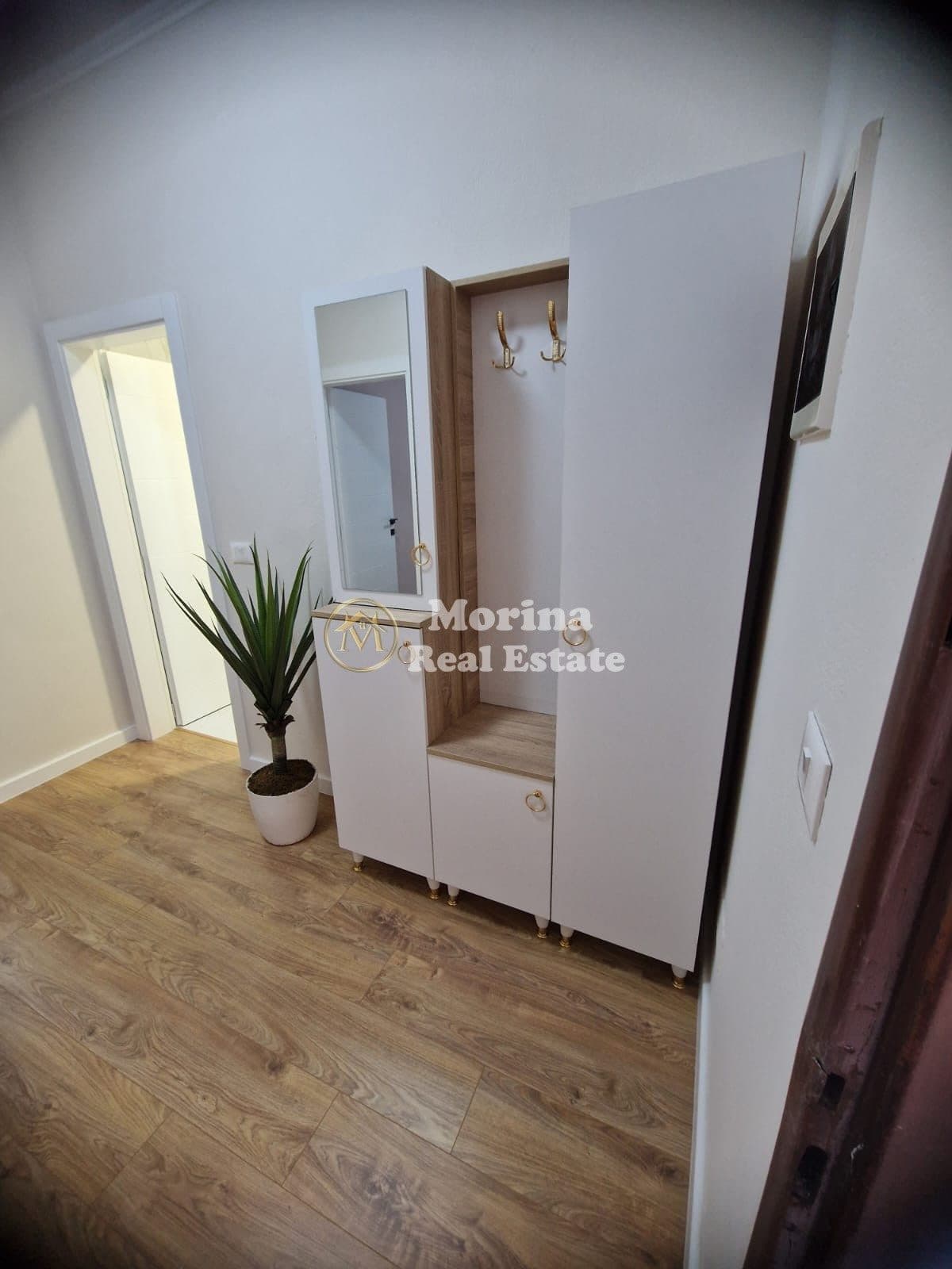 Qera Hyrje Private 2+1, Vasil Shanto 800 Euro/muaj 2