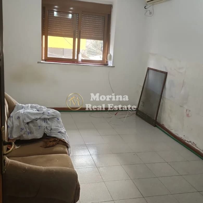 Shitje | Garsoniere | Rruga e Elbasanit | 73000 € 4