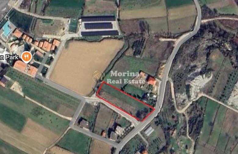 Shitje | Tokë / Truall | Ibe | 225000 € 2