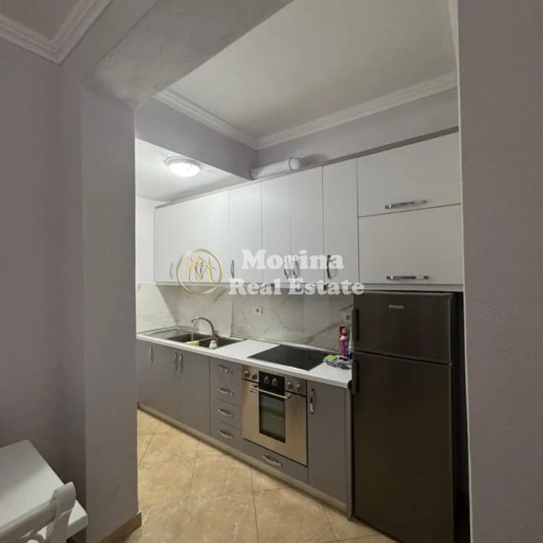 Qera | Shtëpi private 1 + 1 | Rruga Xhanfize Keko | 400 €/muaj 4