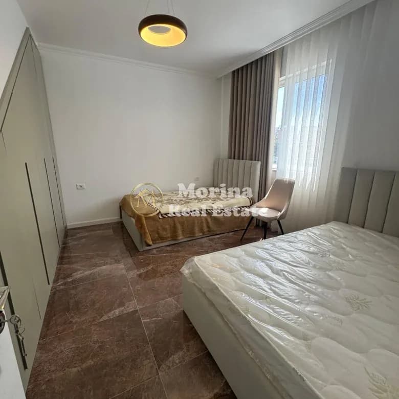 Qera | Dupleks 2 + 1 | Shkozë | 600 €/muaj