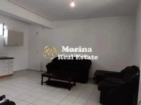 Qera | Shtëpi private 2 + 1 | Rruga Riza Cerova | 450 €/muaj