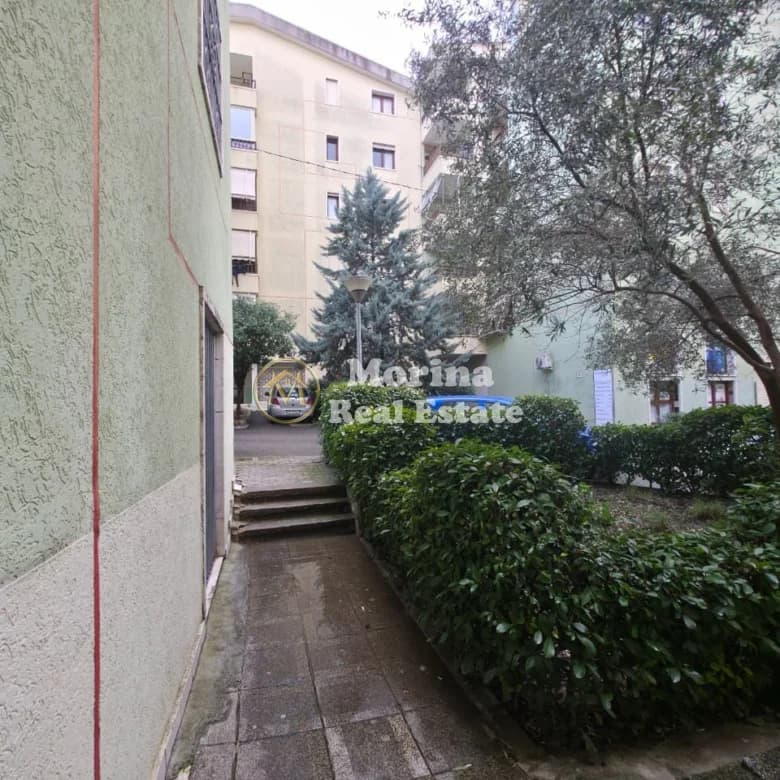 Shitje | Ambjent Biznesi | Xhamia e Selitës | 180000 €