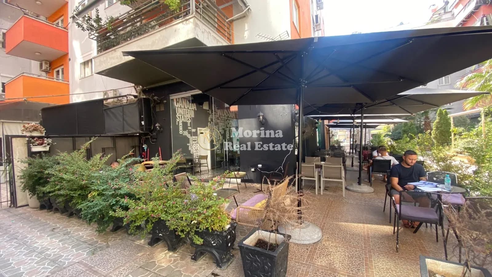 Qera | Ambjent Biznesi | Rruga Jordan Misja | 1000 €/muaj 2