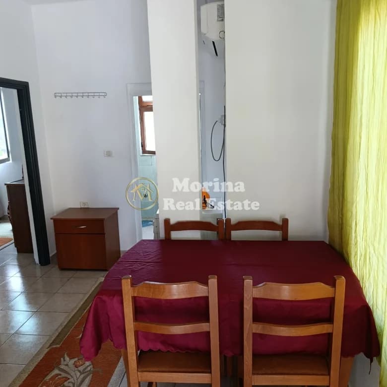 Qera | Shtëpi private 1 + 1 | Rruga 5 Maji | 350 €/muaj 3