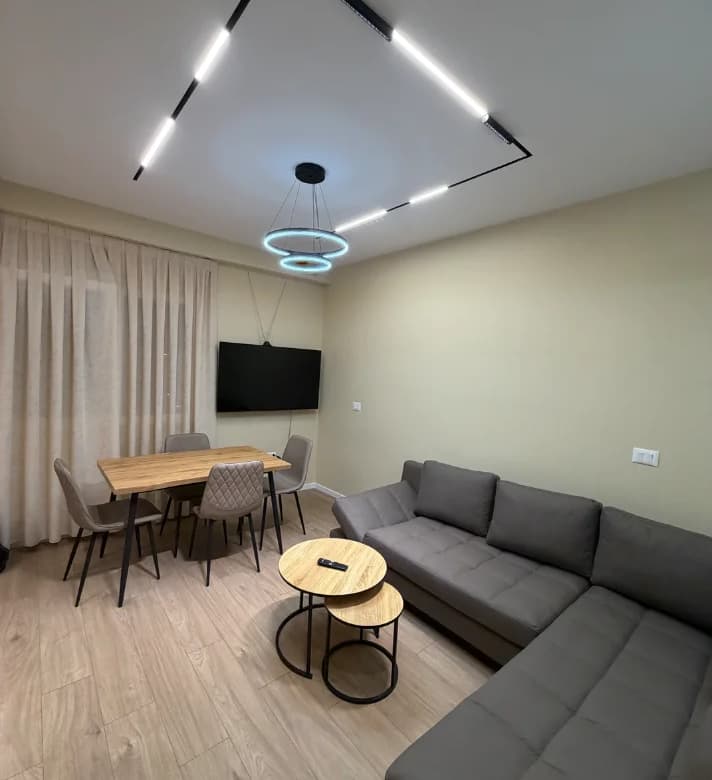 Qera | Apartament 2 + 1+2 | Rruga Azem Galica | 500 €/muaj 3