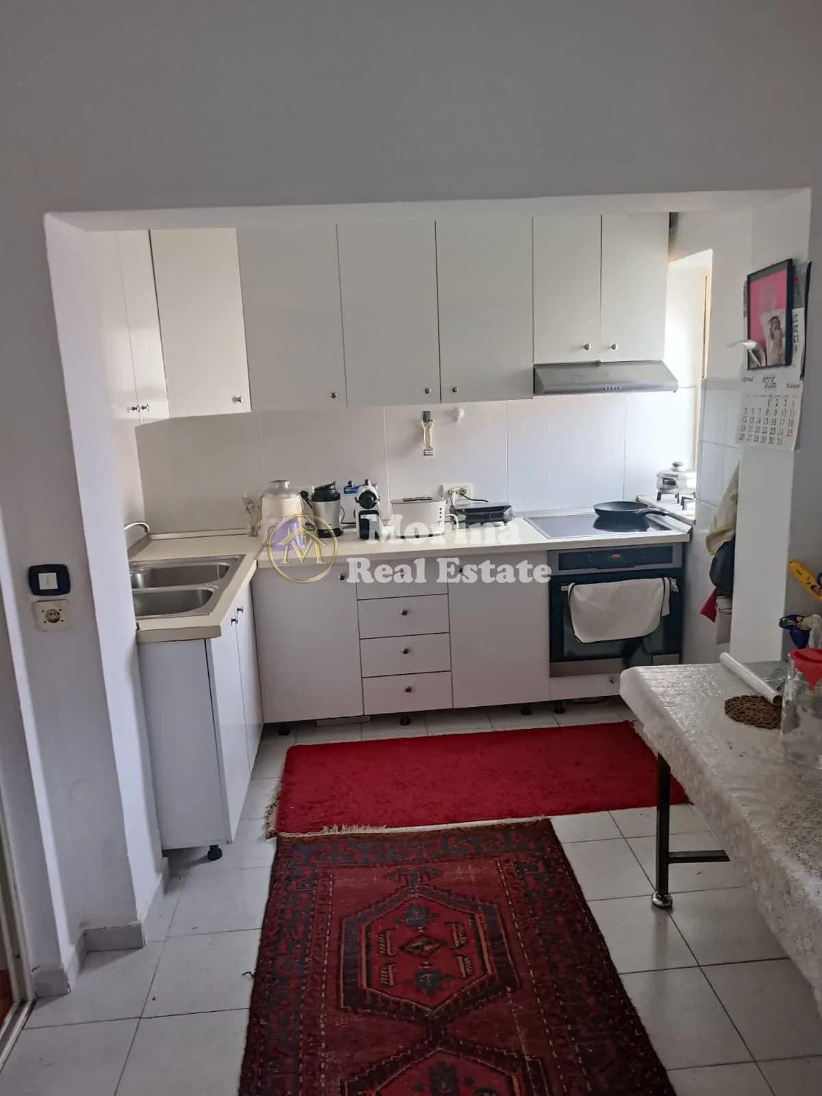 Shitje | Apartament 2 + 1 | Perball Maternitetit te Ri | 175000 € (lek) i Diskutueshem 4