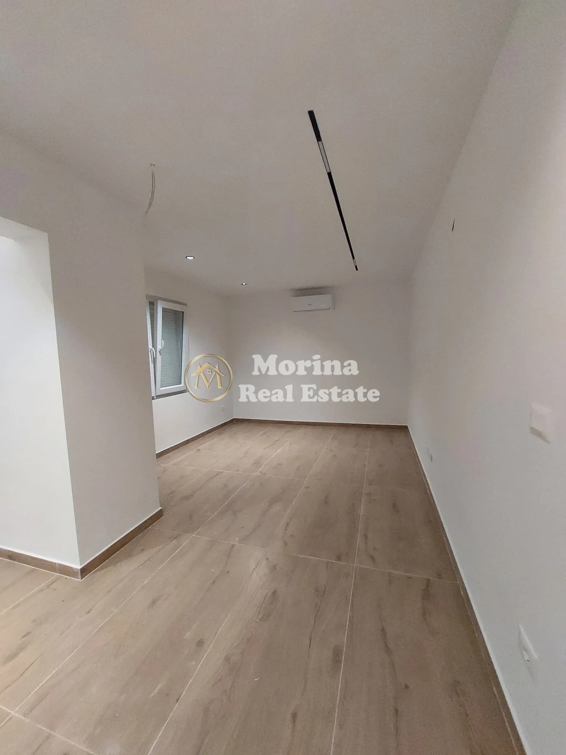 Qera | Ambjent Biznesi | Rruga Bardhyl | 500 €/muaj 3