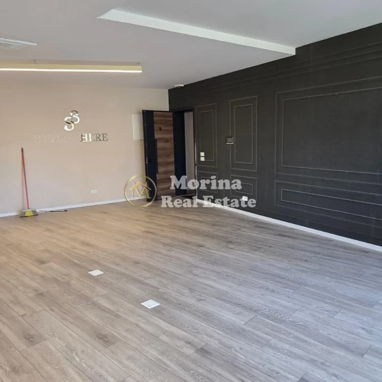 Qera | Ambjent Biznesi | Lake View | 1500 €/muaj 3