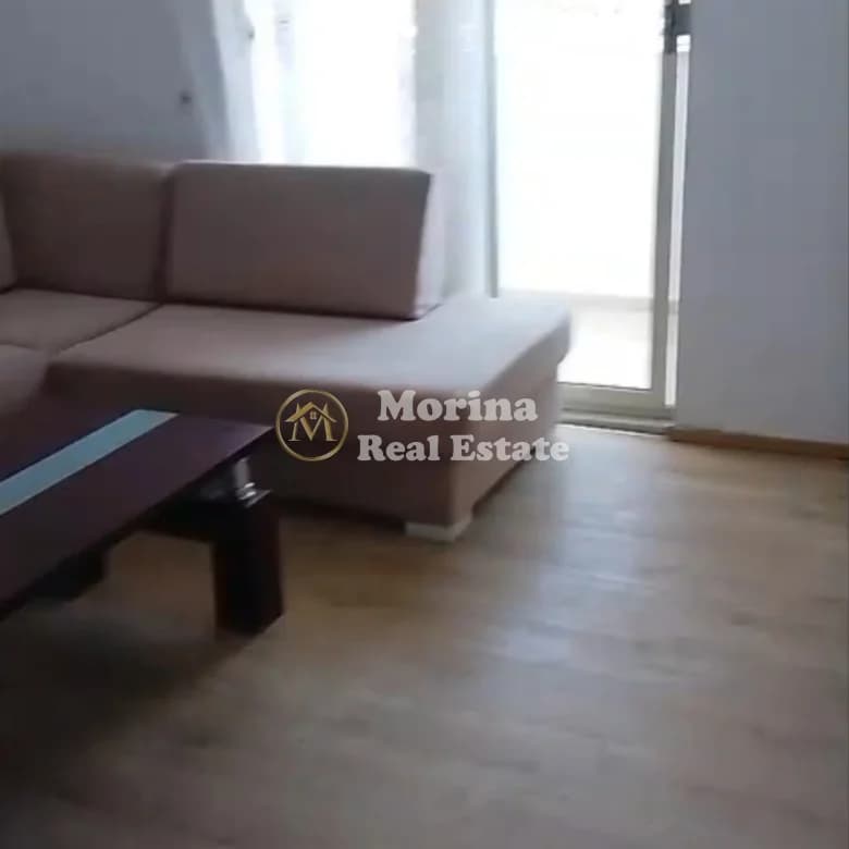 Qera | Apartament 2 + 1 | Shkozë | 400 €/muaj i diskutueshem. 2