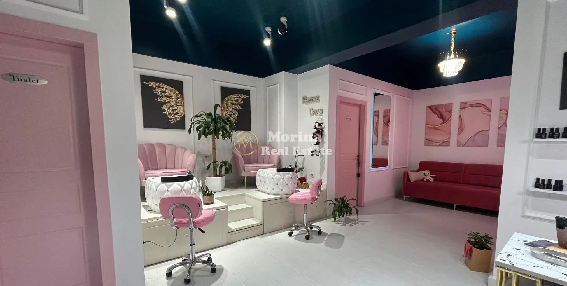 Qera | Ambjent Biznesi | Rruga Myslym Shyri | 850 €/muaj
