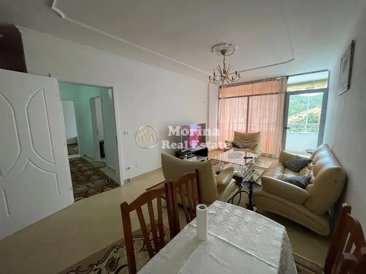 Qera | Apartament 3 + 1 | | 300 €/muaj 4