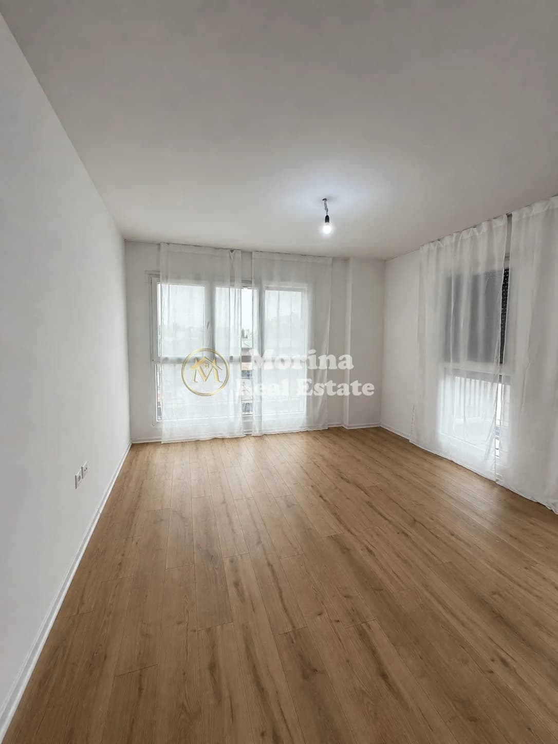 Qera | Ambjent Biznesi | Rruga Don Bosko | 570 €/muaj