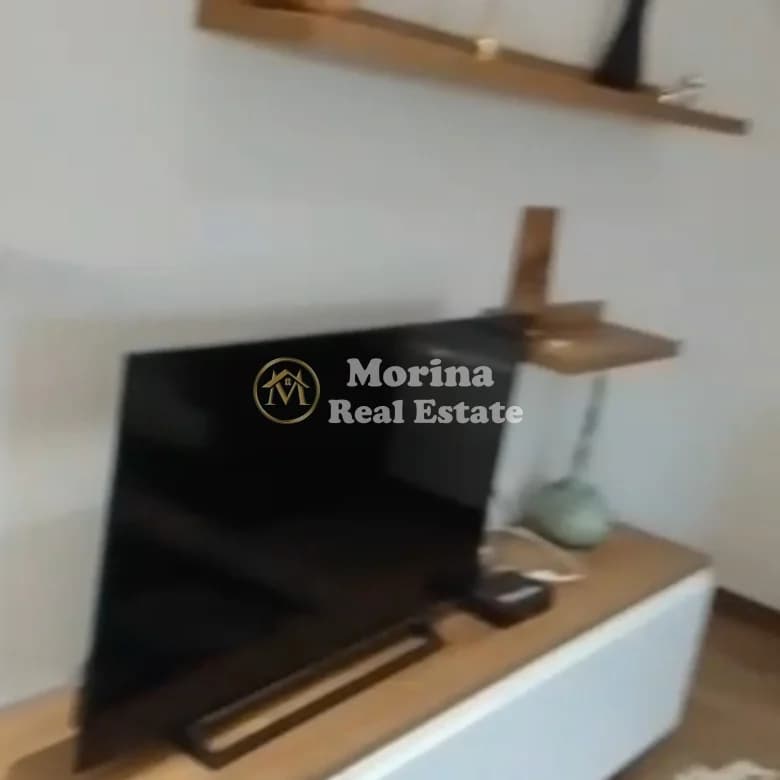 Qera | Shtëpi private 2 + 1 | Fresku | 370 €/muaj 2