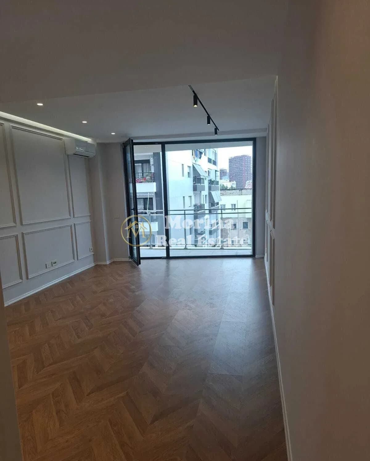 Qera | Ambjent Biznesi | Rruga Mine Peza | 1000 €/muaj