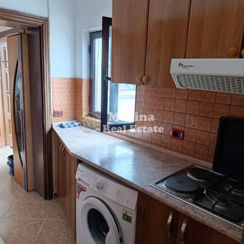 Qera | Shtëpi private 2 + 1 | Rruga Selaudin Zorba,Qsut| 400 €/muaj 3
