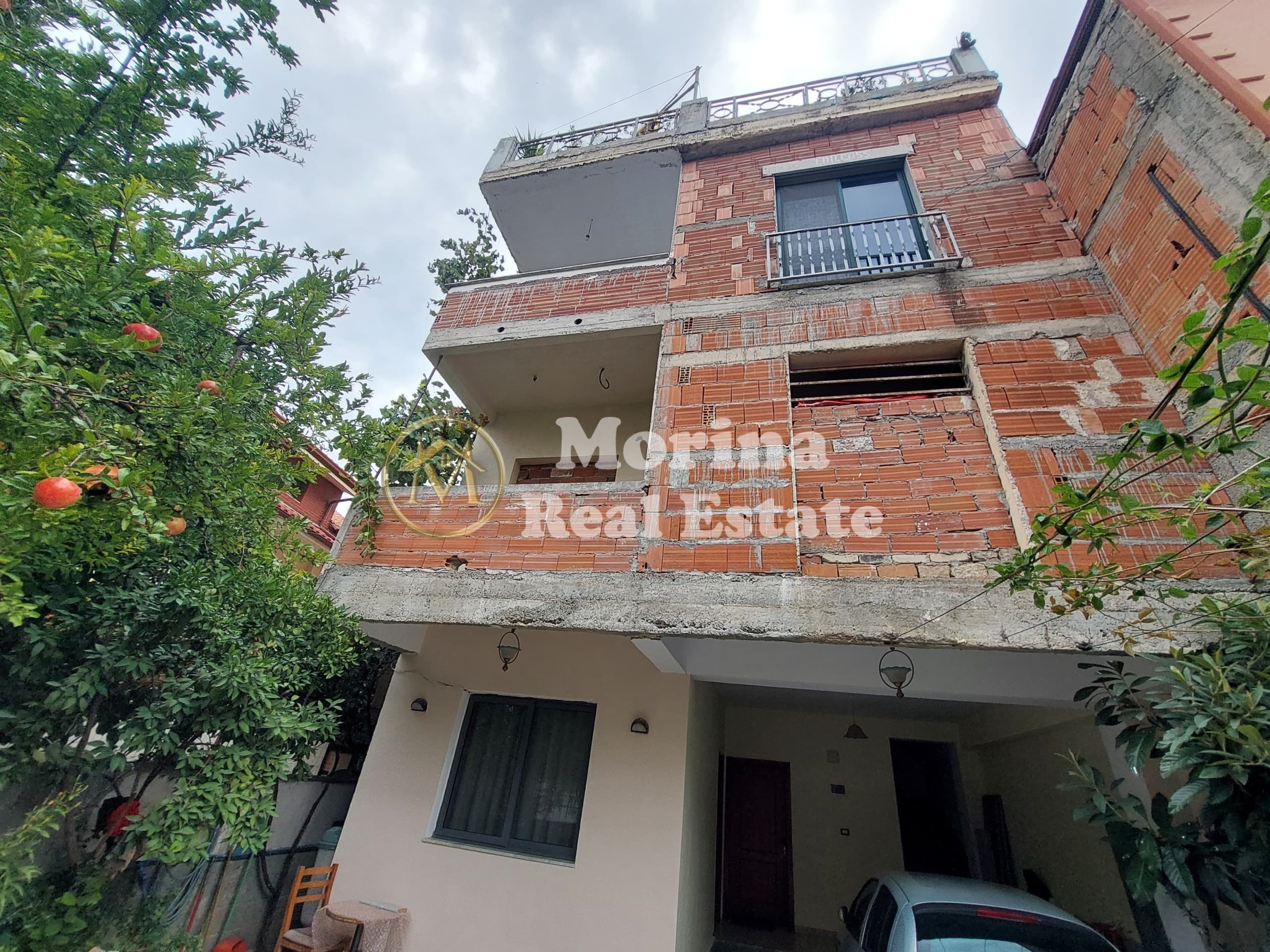 Shitet, Vile 3-katëshe, Rr:”5 Maji”, 320000 euro