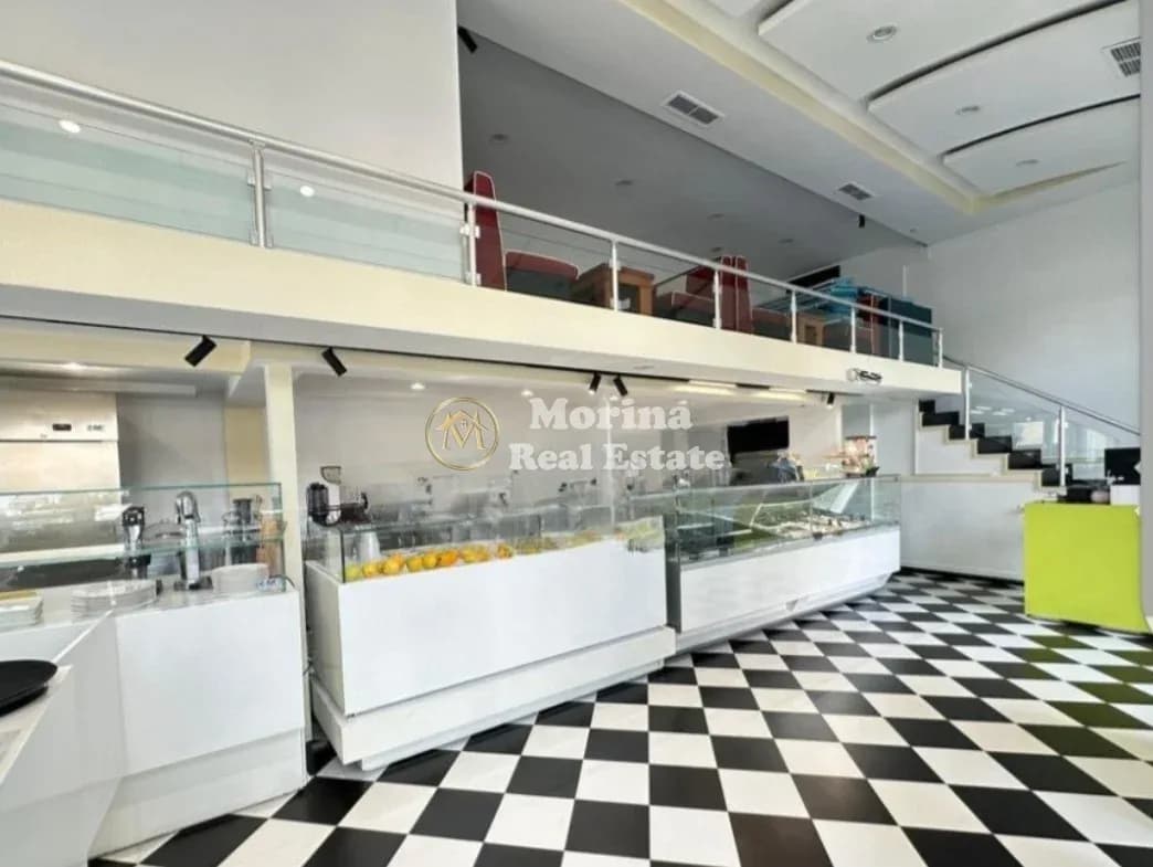 Qera | Ambjent Biznesi | 21 Dhjetori, Kompleksi Delijorgji | 2000 €/muaj 3
