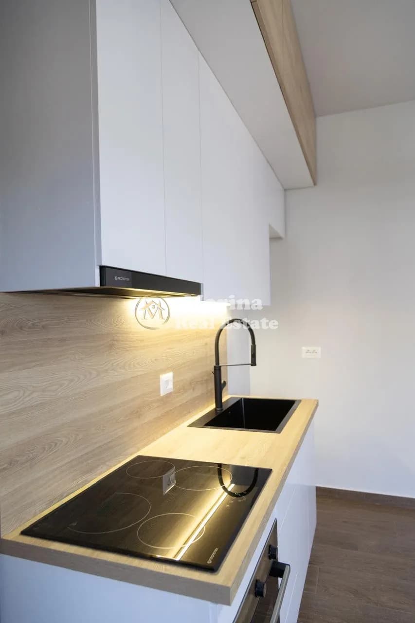 Qera | Shtëpi private 1 + 1 | Farkë | 450 €/muaj 3